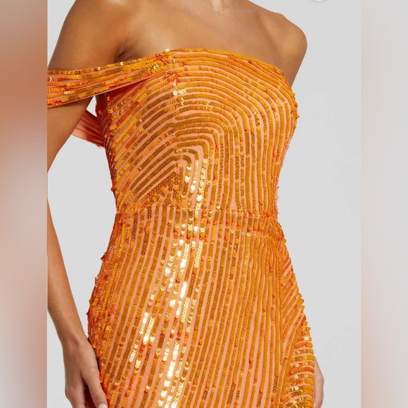 NWT Mac Duggal One Shoulder Mesh Sequin Gown w/Slit in Orange Crush Size 6 - Picture 2 of 8